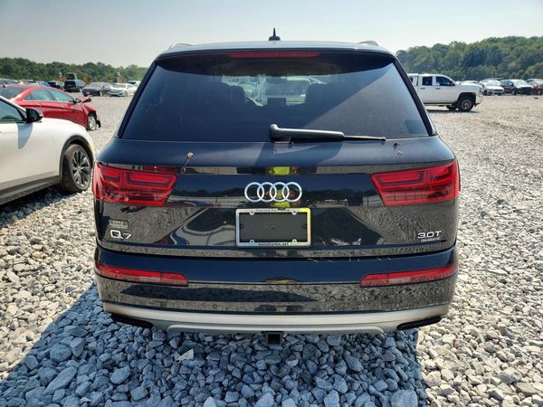 2017 AUDI Q7 quattro Prestige