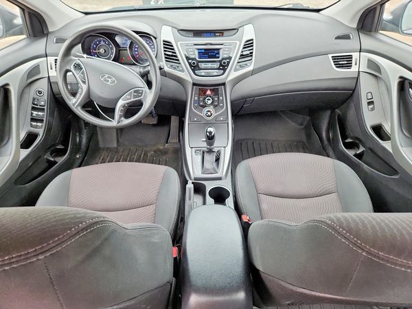 2016 HYUNDAI ELANTRA
