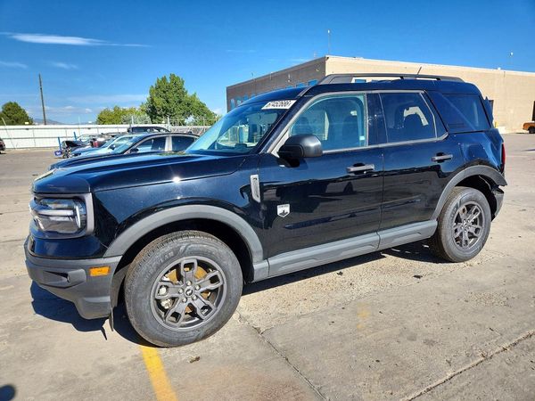 2023 FORD BRONCO Big Bend — Front 3/4