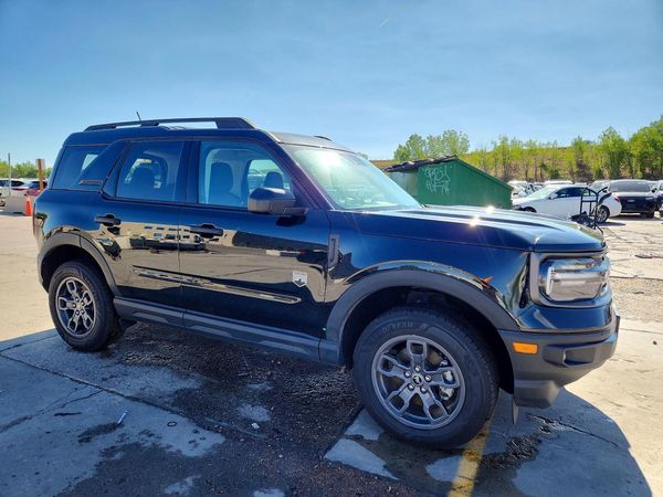 2023 FORD BRONCO Big Bend — Passenger 3/4