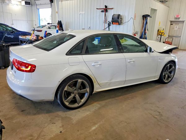 2015 AUDI A4 quattro Premium Plus