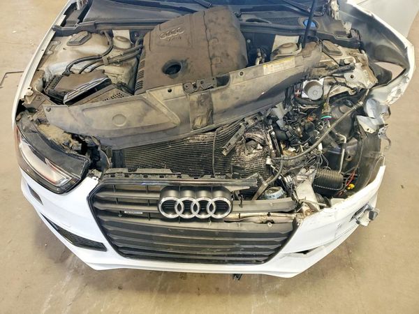 2015 AUDI A4 quattro Premium Plus