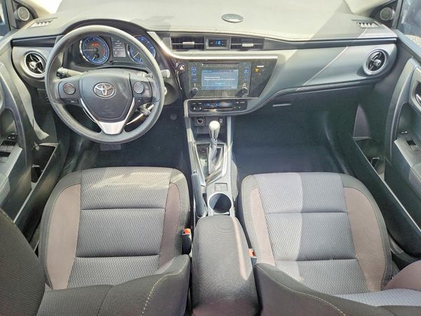 2017 TOYOTA COROLLA