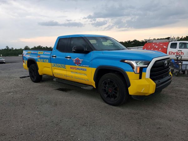 2022 TOYOTA TUNDRA SR5 — Passenger 3/4
