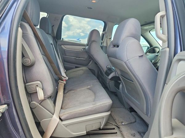 2013 CHEVROLET TRAVERSE LS