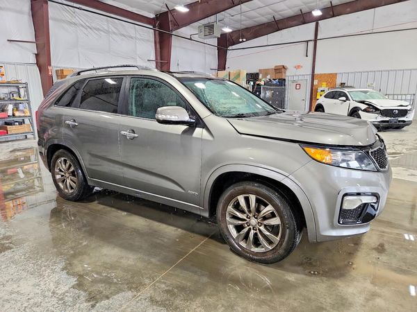2013 KIA SORENTO