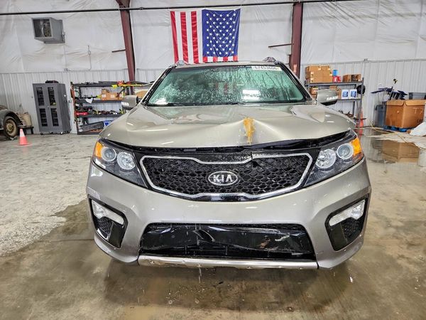 2013 KIA SORENTO