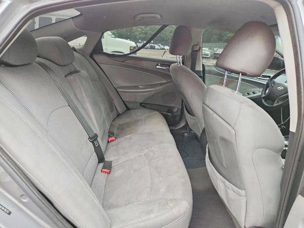 2013 HYUNDAI SONATA GLS/ GLS Popular