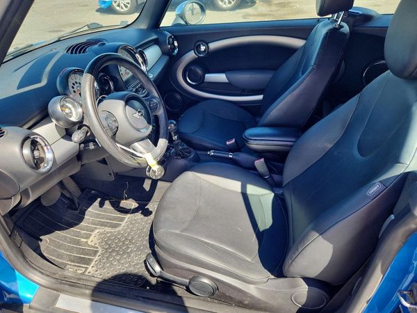 2012 MINI COOPER
