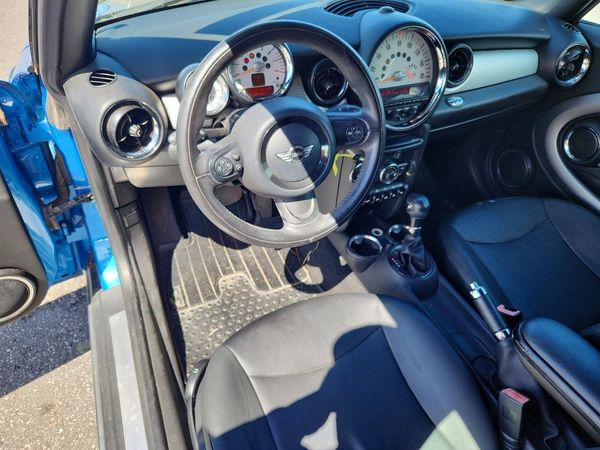 2012 MINI COOPER