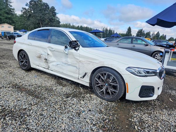 2022 BMW 530