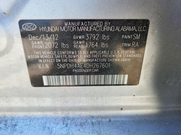 2013 HYUNDAI ELANTRA