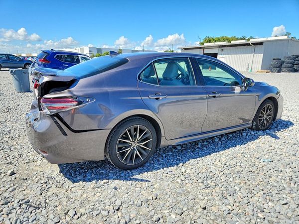 2024 TOYOTA CAMRY