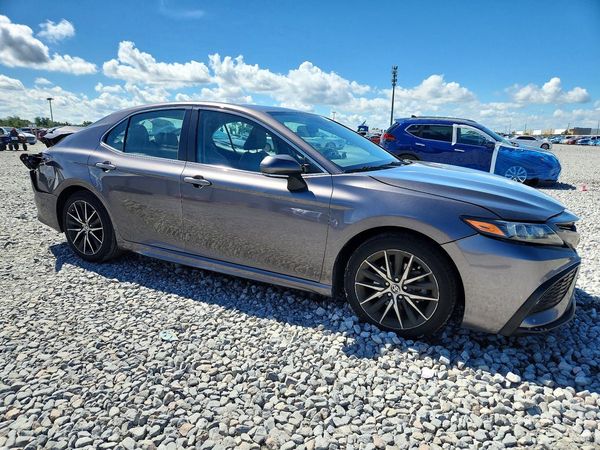2024 TOYOTA CAMRY