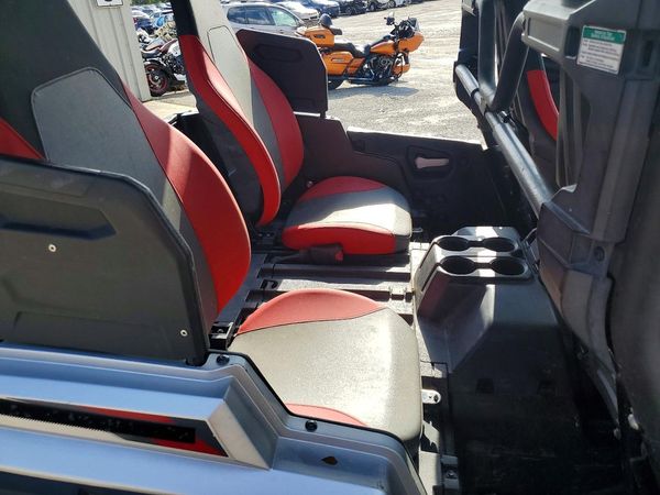 2018 YAMAHA WOLVERINE