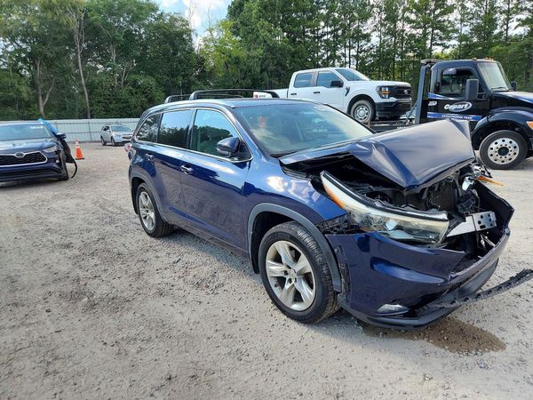 2015 TOYOTA HIGHLANDER Base/Hybrid — Passenger 3/4
