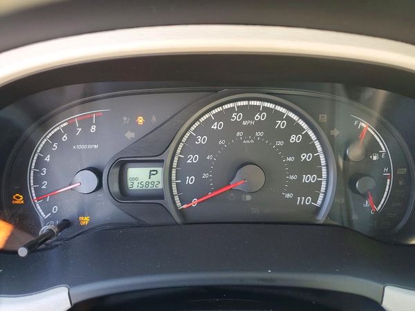 2012 TOYOTA SIENNA