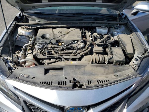 2023 TOYOTA CAMRY SE — Engine bay