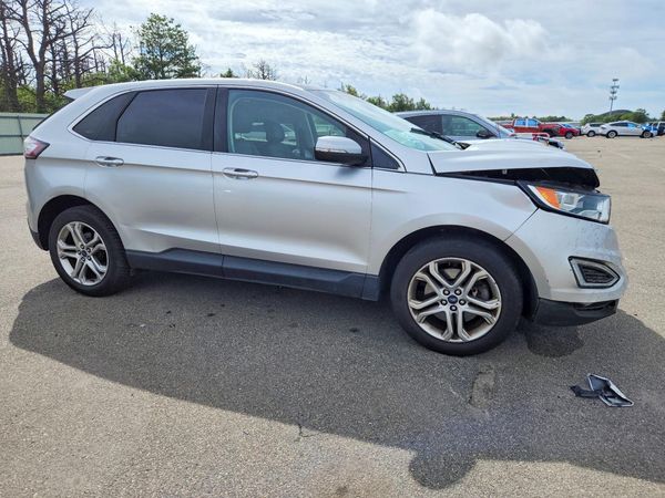 2018 FORD EDGE Titanium — Passenger 3/4