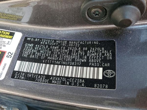 2022 TOYOTA CAMRY SE