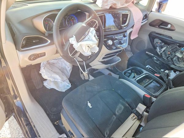 2018 CHRYSLER PACIFICA