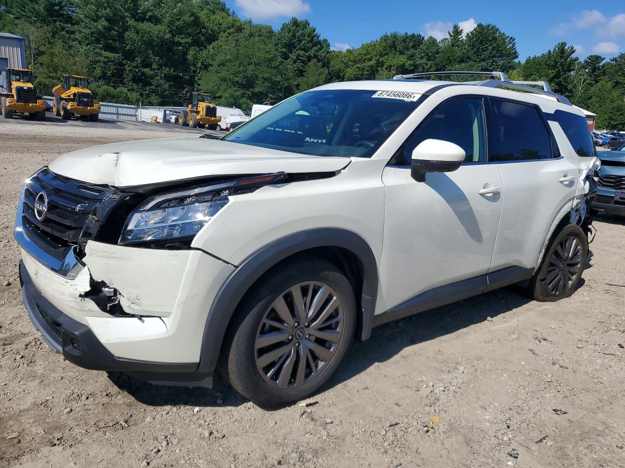 2024 NISSAN PATHFINDER