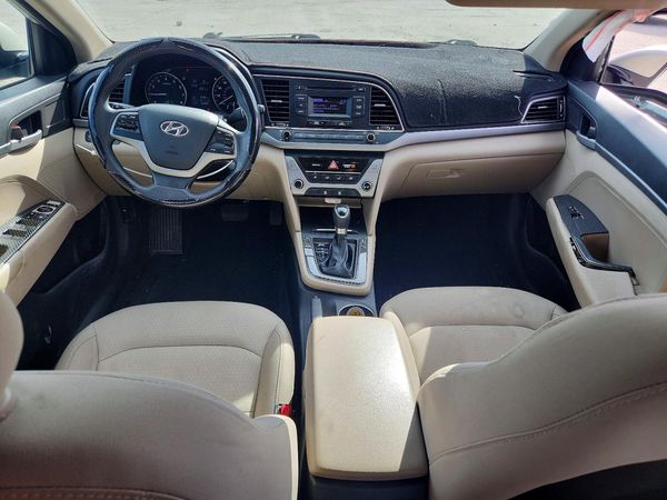 2017 HYUNDAI ELANTRA