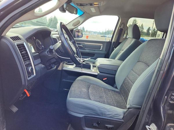 2013 RAM 1500 SLT
