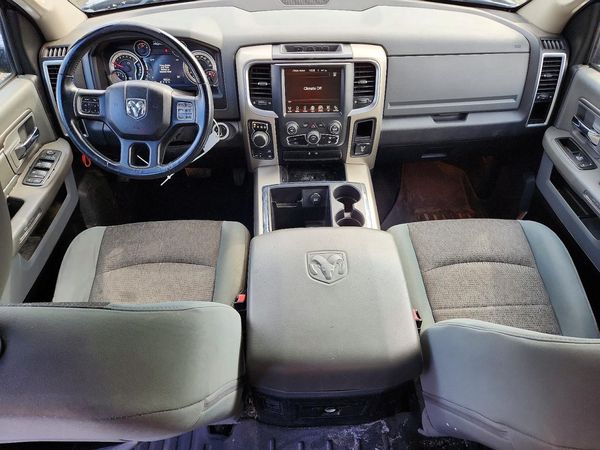 2013 RAM 1500 SLT