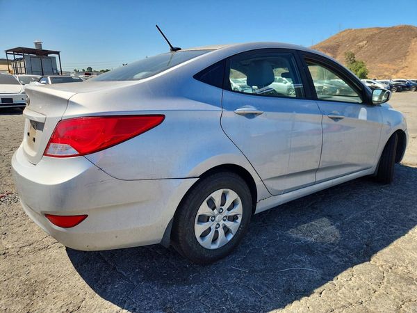2017 HYUNDAI ACCENT SE Base