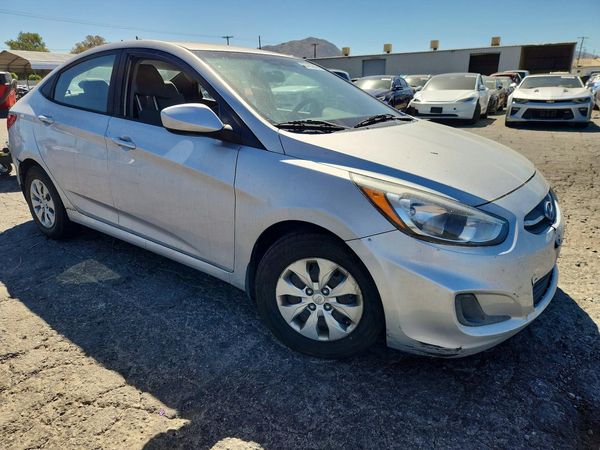 2017 HYUNDAI ACCENT SE Base