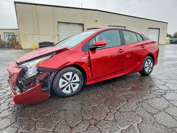 2017 TOYOTA PRIUS