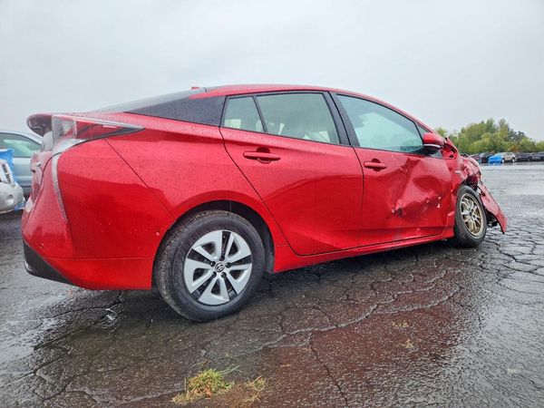 2017 TOYOTA PRIUS