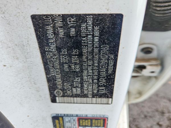 2022 HYUNDAI ELANTRA SEL
