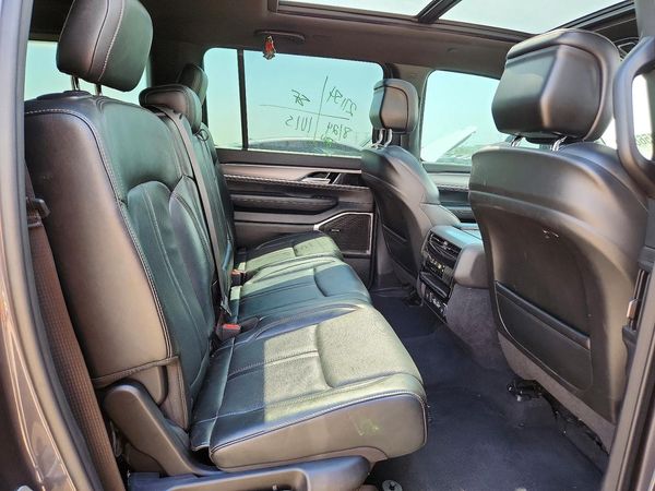 2024 JEEP WAGONEER