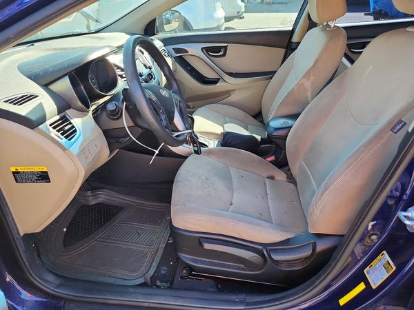 2014 HYUNDAI ELANTRA GLS(Middle)