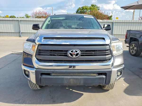 2015 TOYOTA TUNDRA
