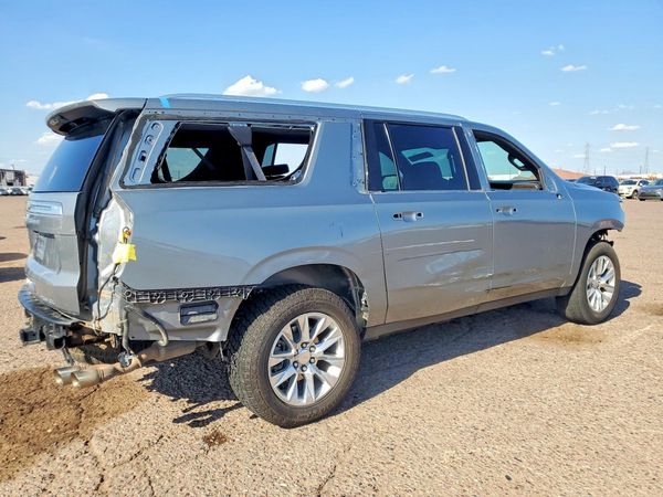 2023 CHEVROLET SUBURBAN Premier