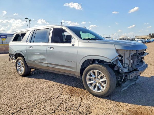 2023 CHEVROLET SUBURBAN Premier