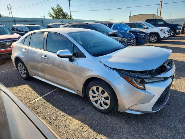 2021 TOYOTA COROLLA LE — Passenger 3/4