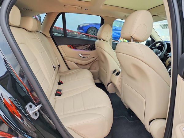 2022 MERCEDES-BENZ GLC GLC300