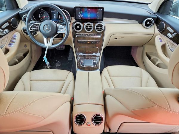 2022 MERCEDES-BENZ GLC GLC300