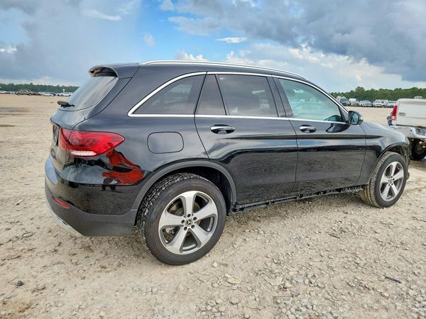 2022 MERCEDES-BENZ GLC GLC300