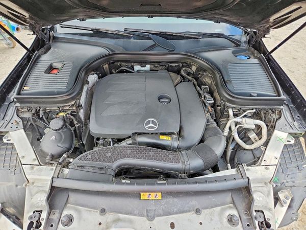 2022 MERCEDES-BENZ GLC GLC300