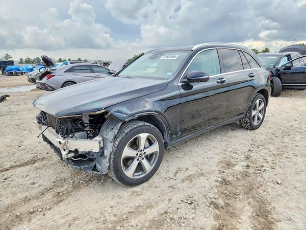 2022 MERCEDES-BENZ GLC GLC300