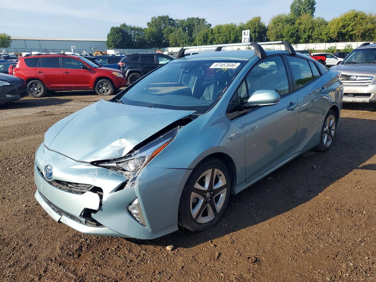 2016 TOYOTA PRIUS