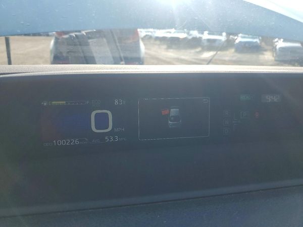 2016 TOYOTA PRIUS