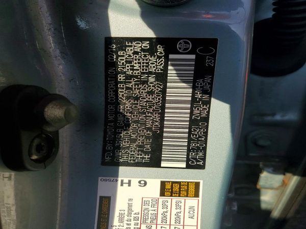 2016 TOYOTA PRIUS
