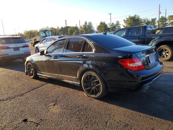 2012 MERCEDES-BENZ C C300 4-MATIC