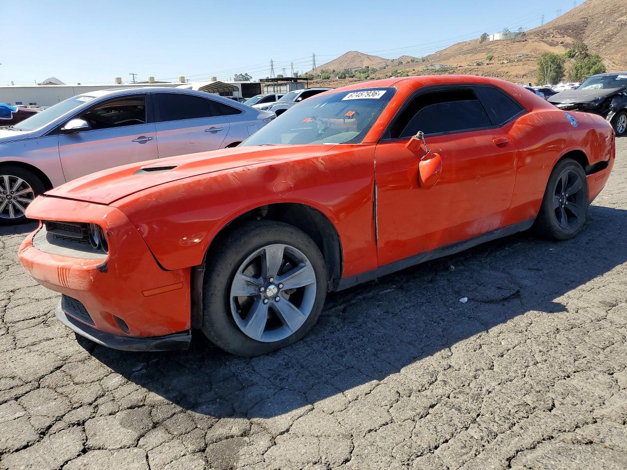2015 DODGE CHALLENGER SXT